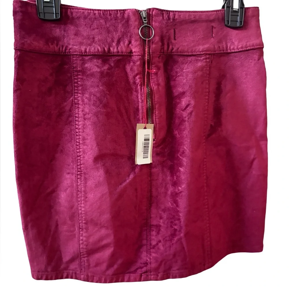 NWT Free People Velvet Retro Mini Skirt with Back Zipper - Picture 5 of 7